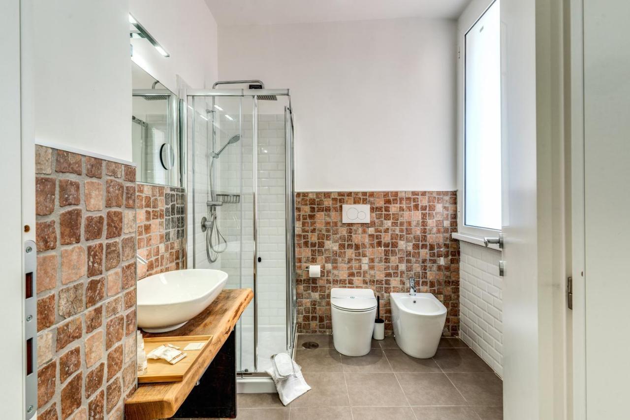 Effe Luxury Palace Рим Екстериор снимка
